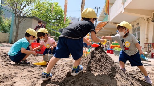 写真:初めての幼稚園生活(年少組)8