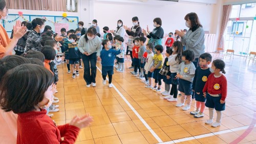 写真:お別れ会(全園児)16