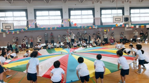 写真:楽しかった運動会(全園児)25