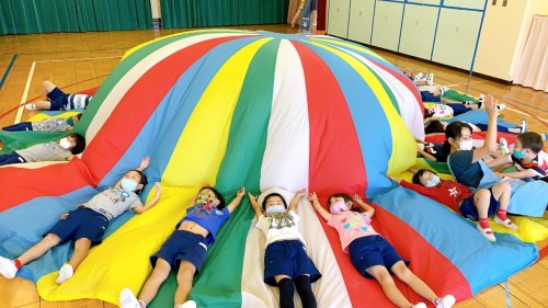 写真:明日は運動会(年長組)2