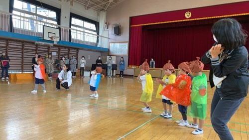 写真:明日は運動会(年少組)6