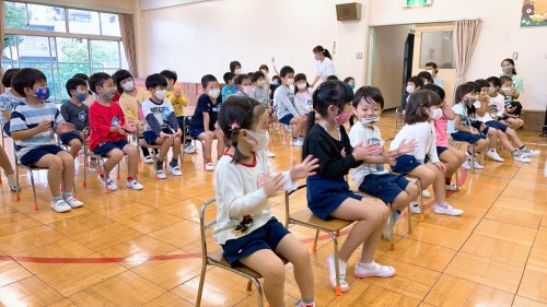 写真:9月誕生会(年中組・年長組)6