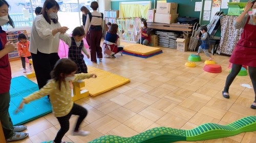 写真:運動会ごっこ2