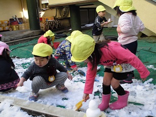 写真:雪が降りました3