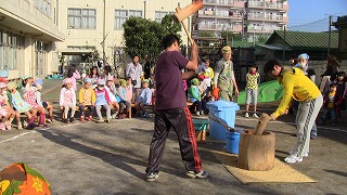 写真:もちつき会