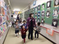 写真:小学校のプチ展覧会1