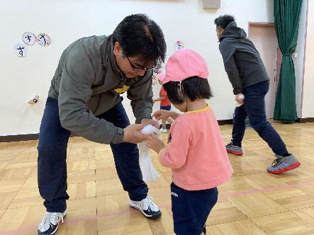 写真:親子で運動遊び1