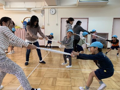 写真:親子で運動遊び2