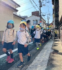 写真:徒歩遠足1