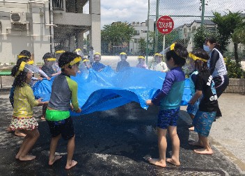 写真:水遊びバルーン2