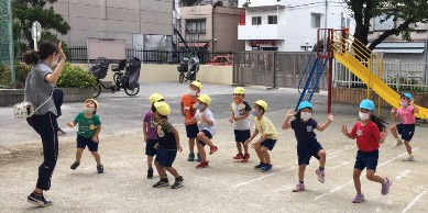 写真:年中組と交流1