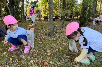 写真:自然公園遠足4