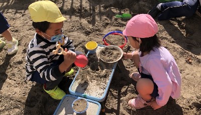 写真:異学年交流の様子1