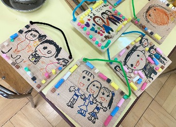 写真:子どもたちの作品