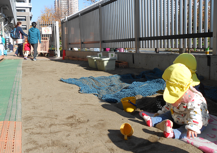 写真:ひよこ組の子どもたち1