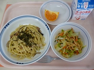 写真:3月10日の給食