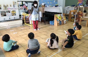 写真:3月2日　3歳もも組1