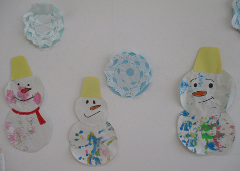 写真:子どもたちが作った可愛い雪だるま