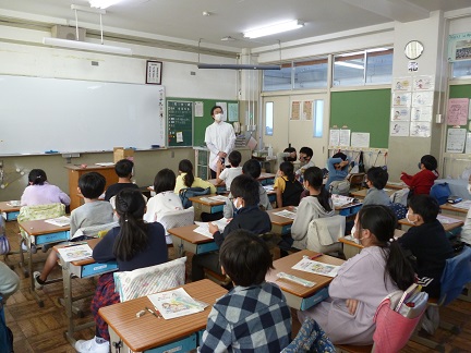 写真:歯・口の健康づくりの授業2