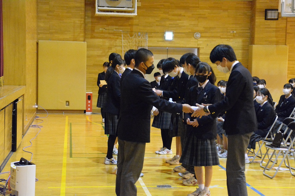 写真:3年生を送る会10