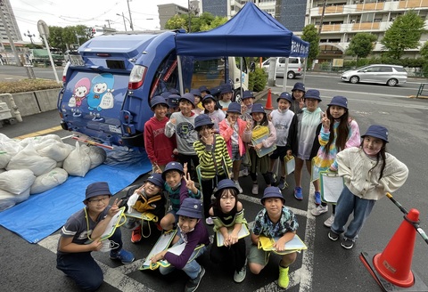4年1組の集合写真です。
