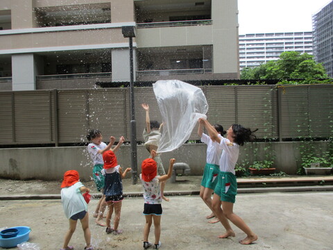 水遊びの様子