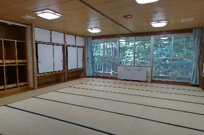 00