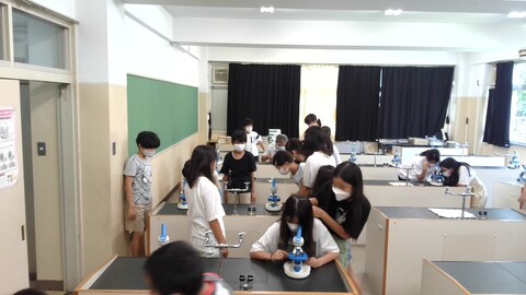 今週も児童は元気よく学校生活を送っています。