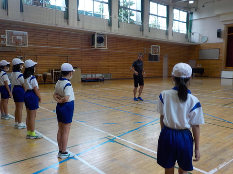 お手本を見ながら学習しました。