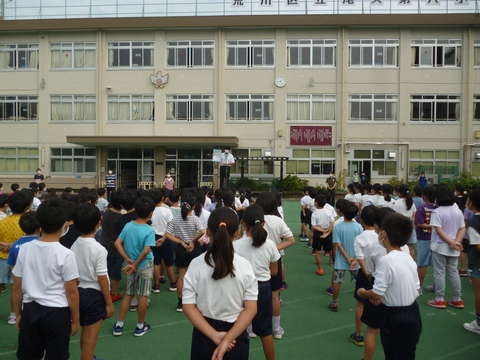 全校朝会の様子