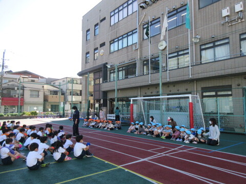 ひぐらし小学校1年生との交流