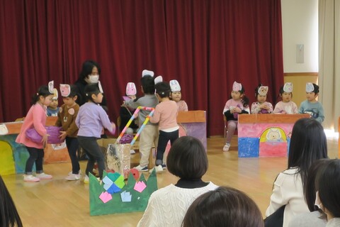 3歳児こあら組そらグループ劇遊びの様子