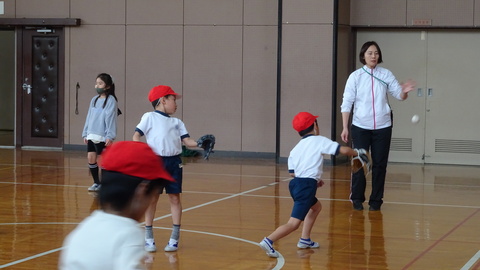 大谷選手から頂いたグローブを使って