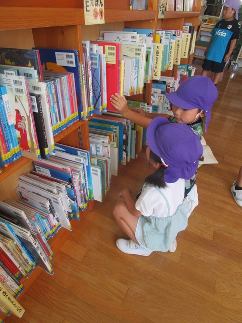 図書館利用の様子