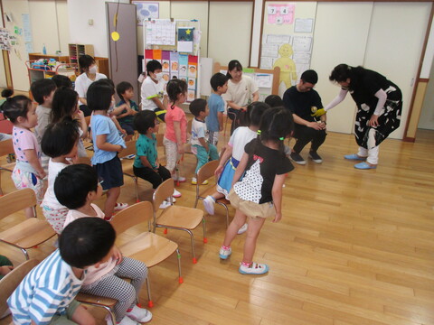 お話会(3歳児)