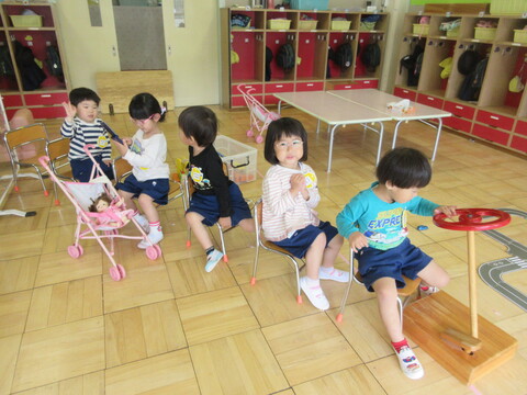 おでかけごっこ