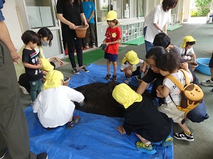 親子での種植え