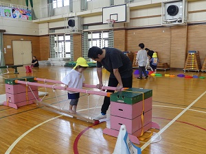 体育館での遊び1