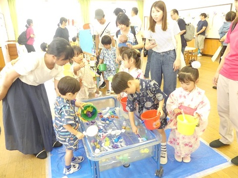 大賑わいのお店