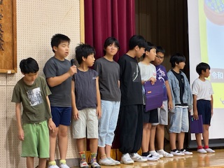 4