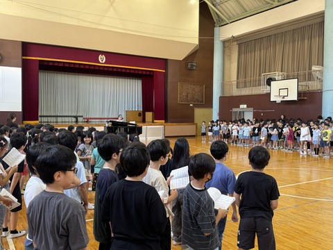 全校朝会