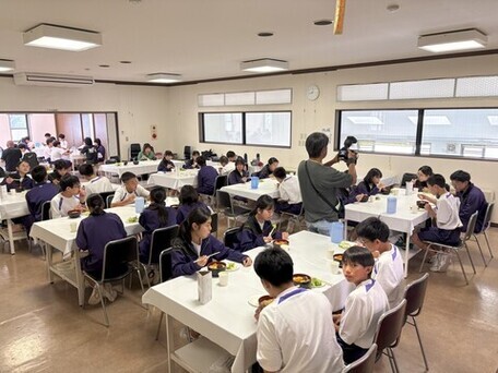 昼食のようす(3)