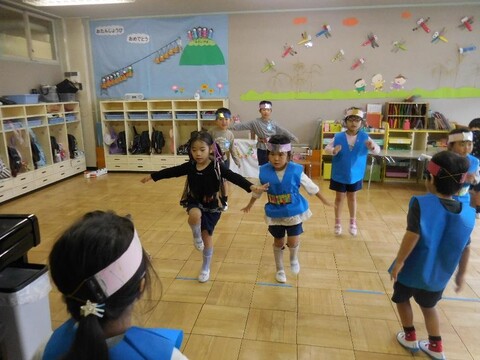 ダンスを教え合い！