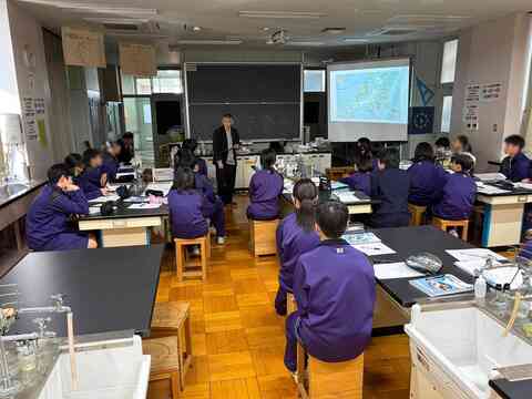 理科出前授業の様子