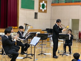 7