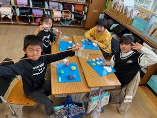 4