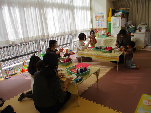 作品を作っているところです。