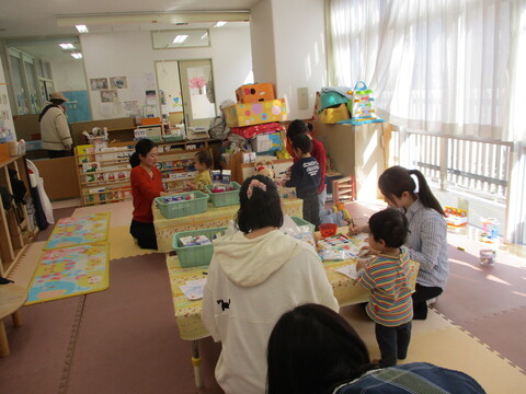 作品を作っているところです。