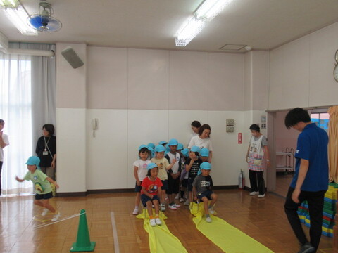 あしよせ