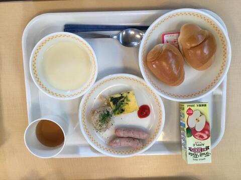 朝食